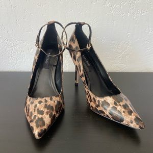 Cheetah White House black market Heels 8.5
